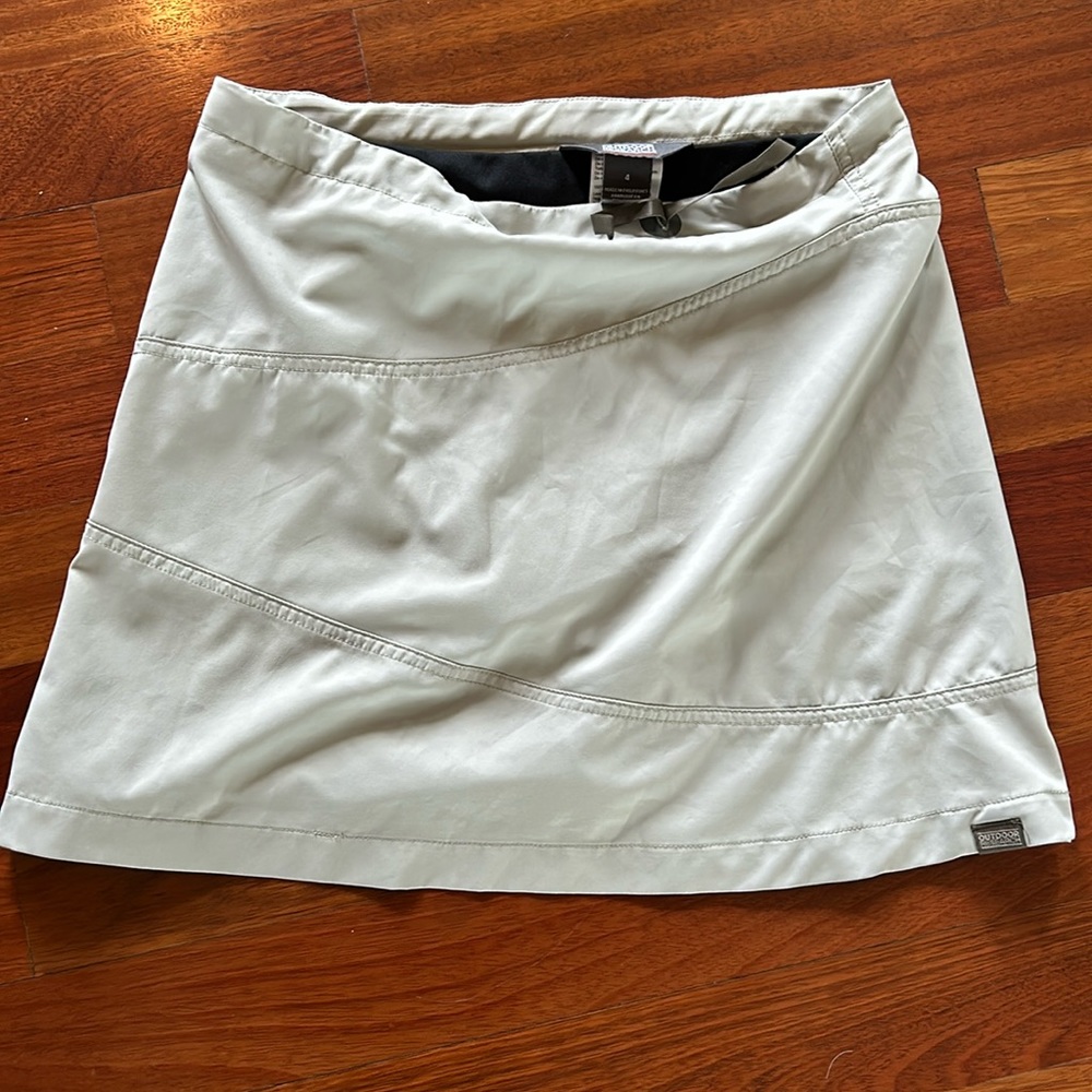 Outdoor research skirt women’s size 4